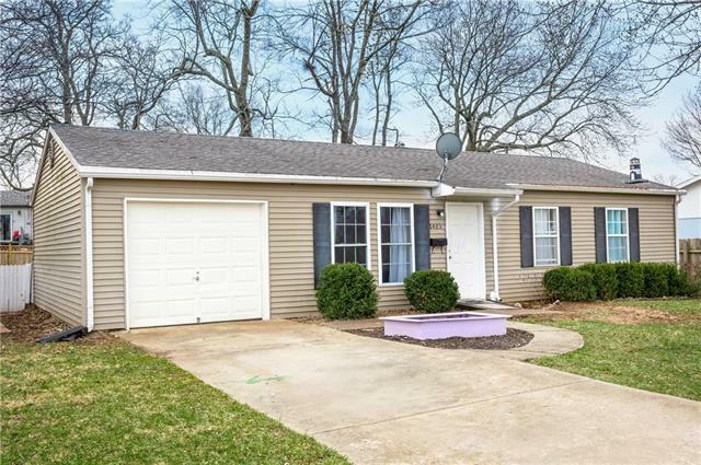 Property Photo:  6405 E 152nd Street  MO 64030 