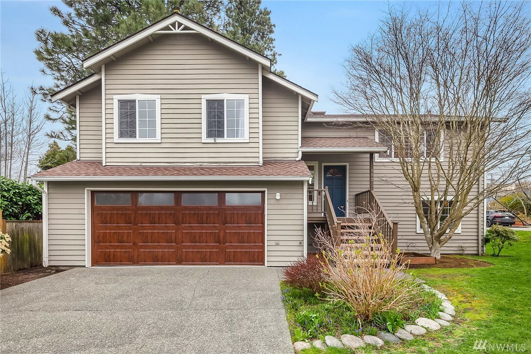 Property Photo: 102 NW 100th St WA 98177
