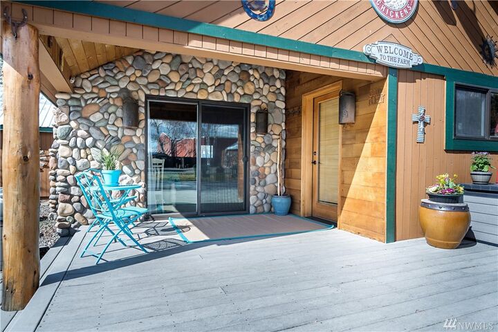 Property Photo:  2751 Brick Mill Rd  WA 98926 