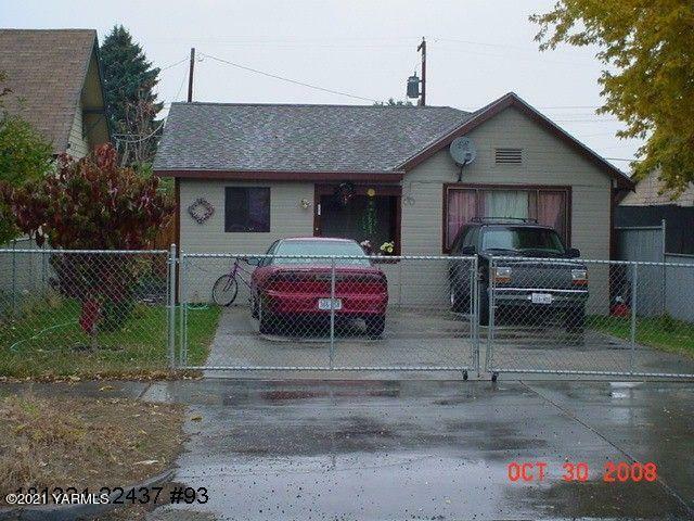Property Photo:  1531 McKinley Ave  WA 98902 