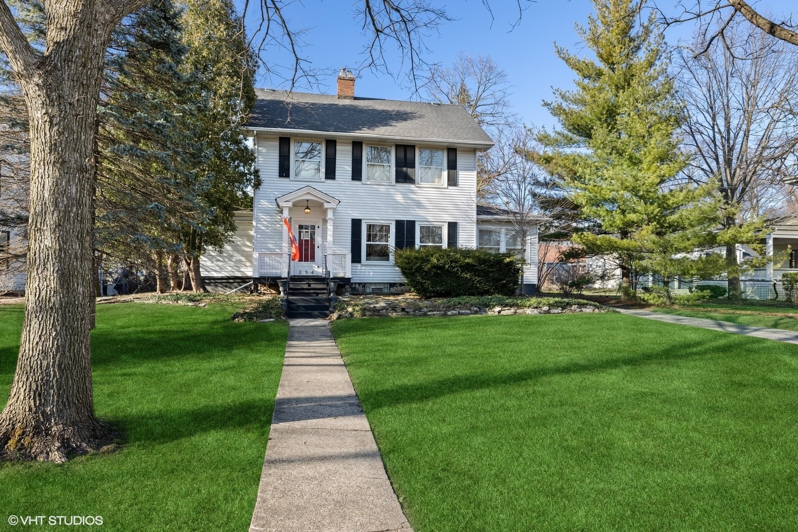 Property Photo:  354 N Delaplaine Road  IL 60546 