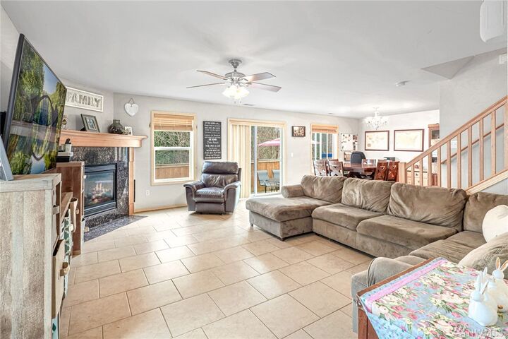 Property Photo:  7701 87th Ave NE  WA 98270 