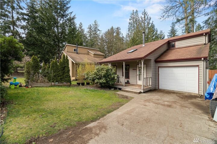 Property Photo: 1234 Irving St SW WA 98512