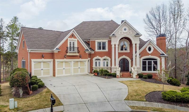 Property Photo: 4924 Brendlynn Drive GA 30024
