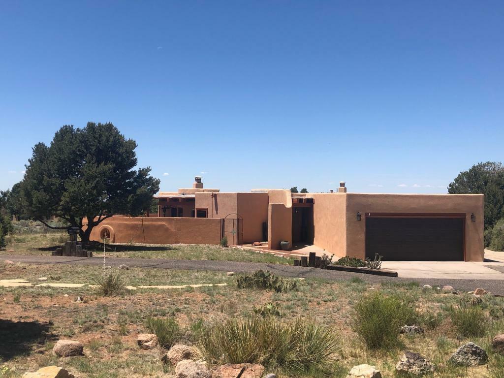 Property Photo:  981 Antelope Avenue NE  NM 87122 