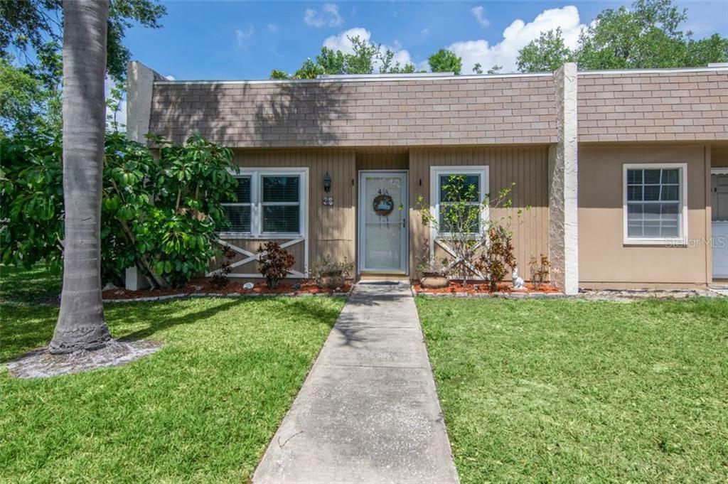 Property Photo: 11511 113th Street 4A FL 33778