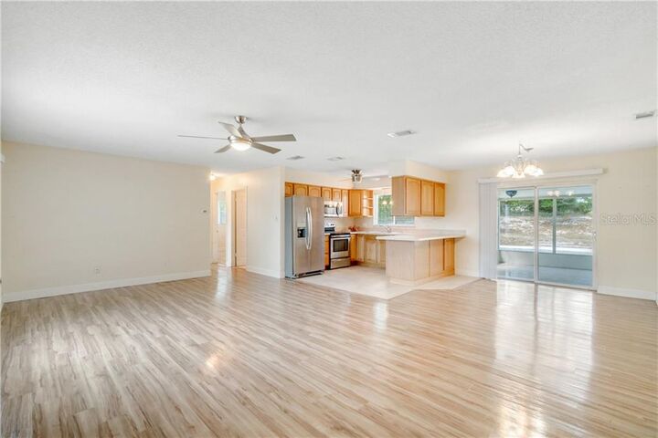 Property Photo:  1910 Del Rio Court  FL 32725 