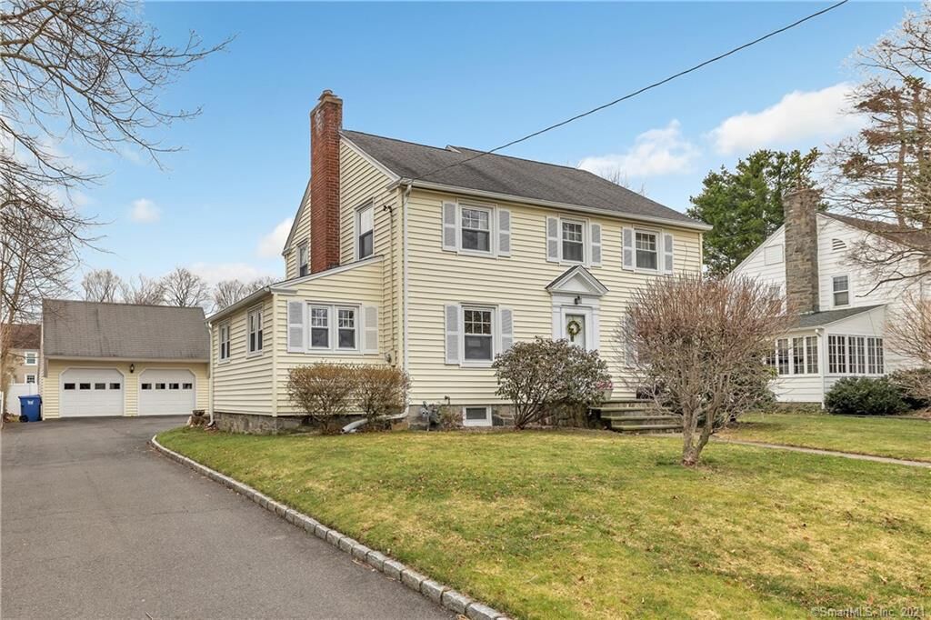 Property Photo:  12 Briarcroft Avenue  CT 06611 