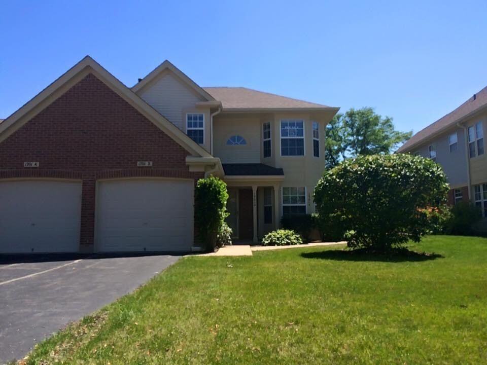 Property Photo:  1701 Pearl Court B  IL 60014 