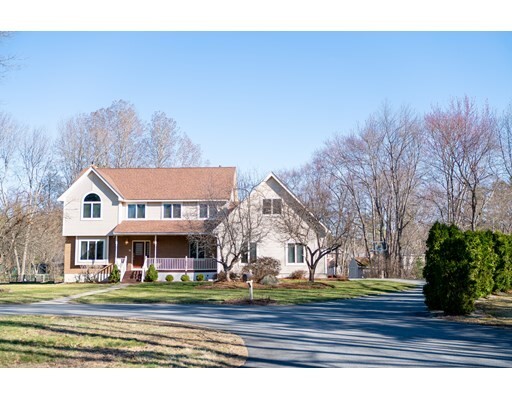 Property Photo:  11 Blue Fox Road  NH 03079 