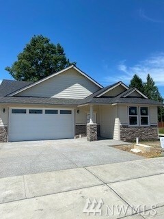 Property Photo: 752 Parkland Lp WA 98284