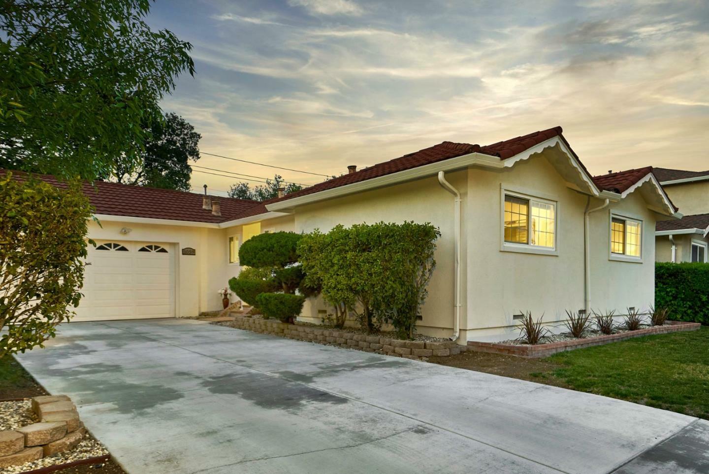 Property Photo:  1059 Belvedere Lane  CA 95129 