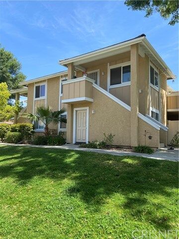 Property Photo: 2915 Deacon Street 15 CA 93065