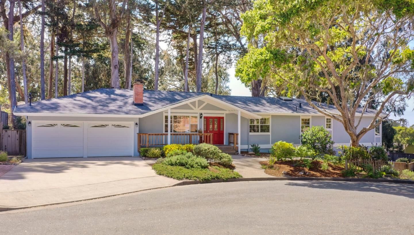 Property Photo:  1113 Melton Place  CA 93950 