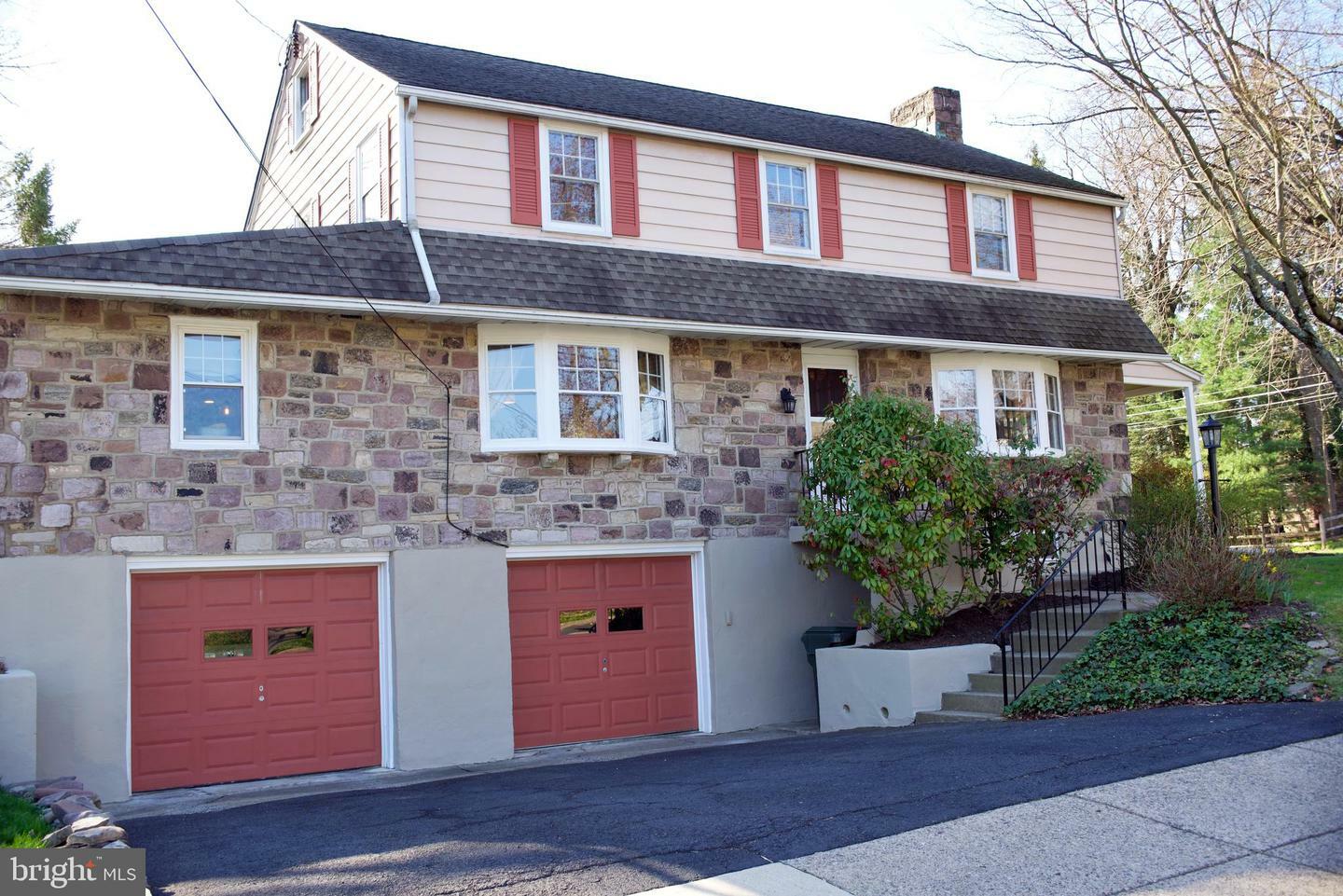 Property Photo:  2817 Jenkintown Road  PA 19038 