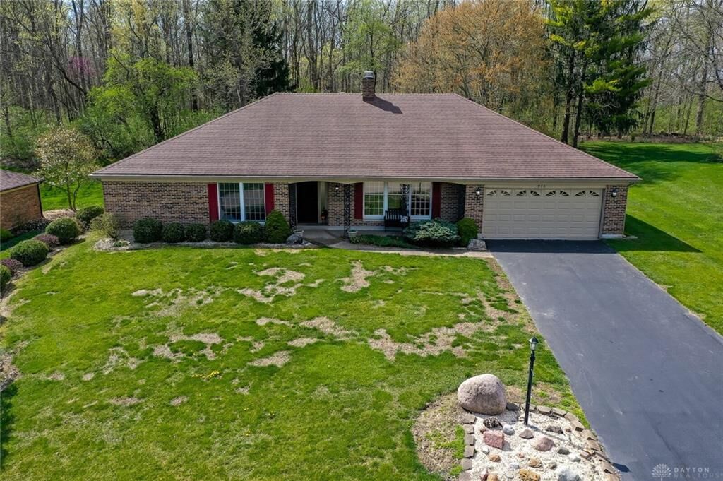 Property Photo: 918 Cedar Creek Circle OH 45459