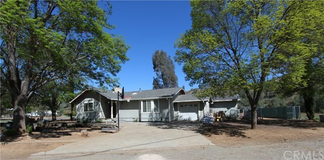 Property Photo:  2909 Oak Tree Way  CA 95423 