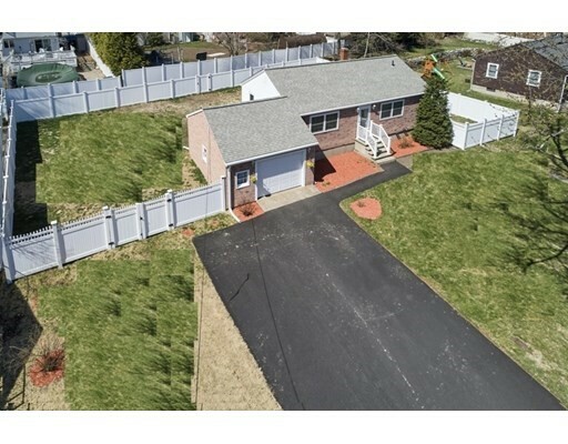 Property Photo: 20 Carson Rd MA 01801