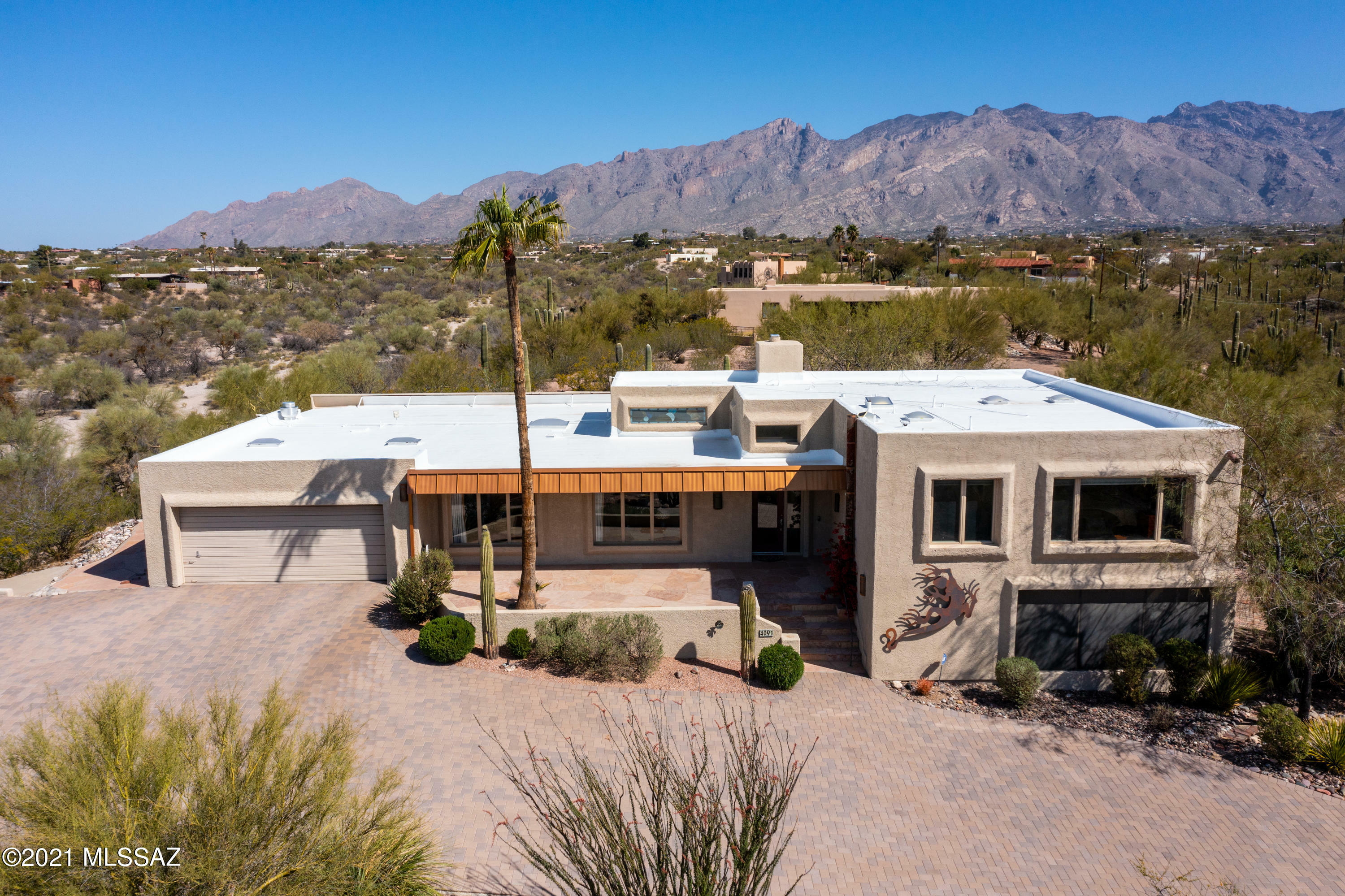 Property Photo:  4091 N San Simeon Road  AZ 85718 