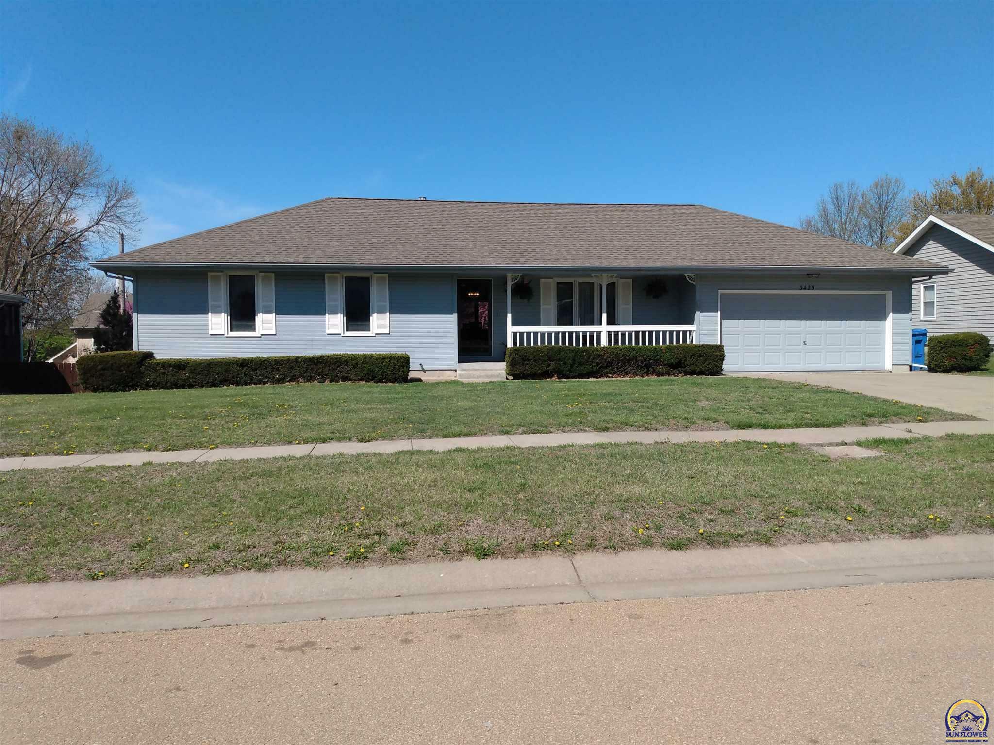 Property Photo: 3425 NW Dawdy Dr KS 66618