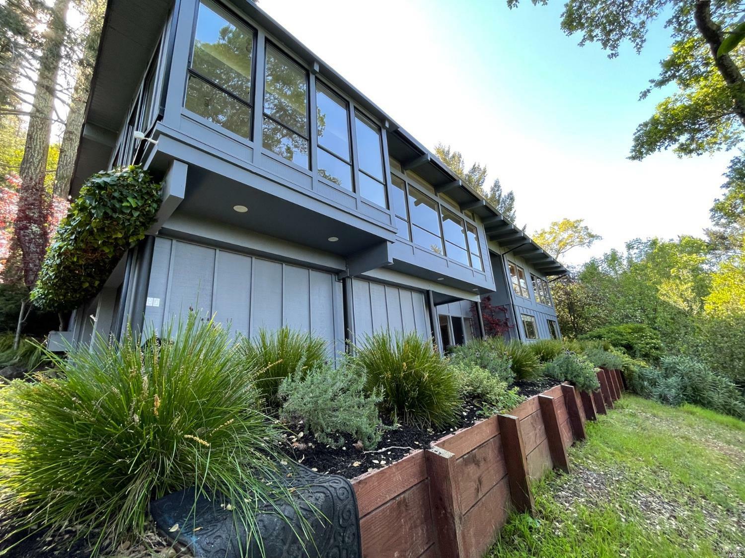 Property Photo:  136 Upland Road  CA 94904 