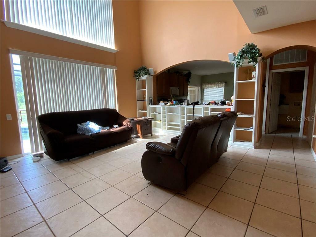 Property Photo:  3163 Hanging Moss Circle  FL 34741 