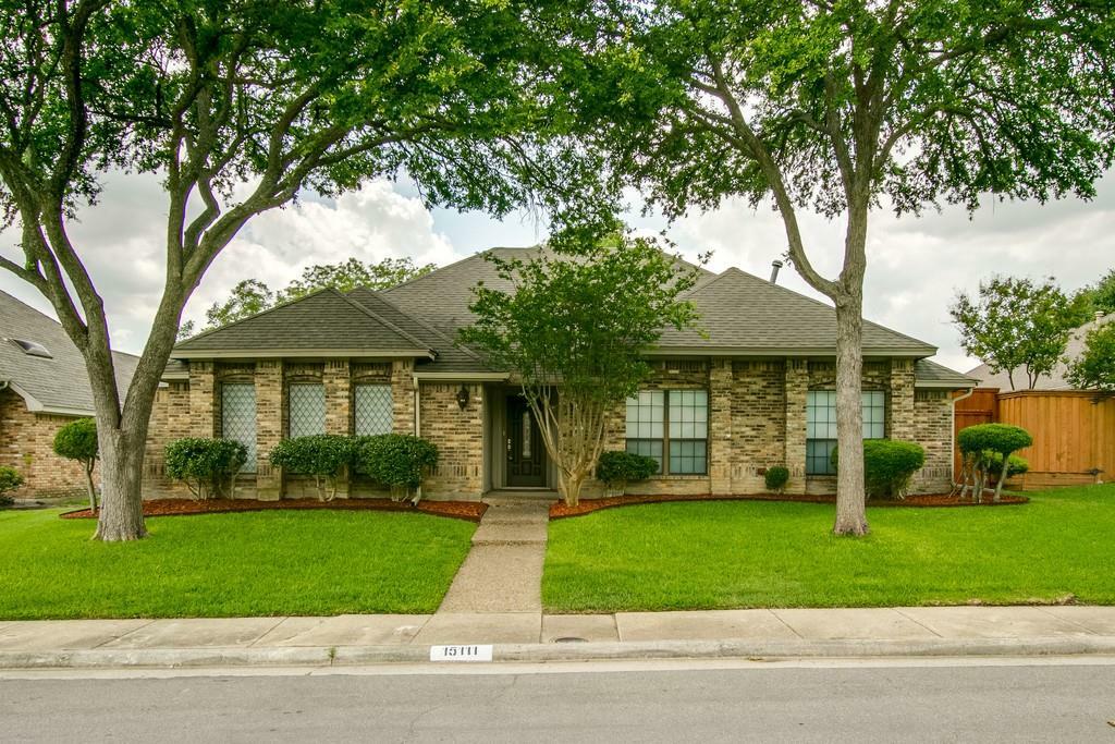 Property Photo:  15111 Canyon Crest  TX 75248 