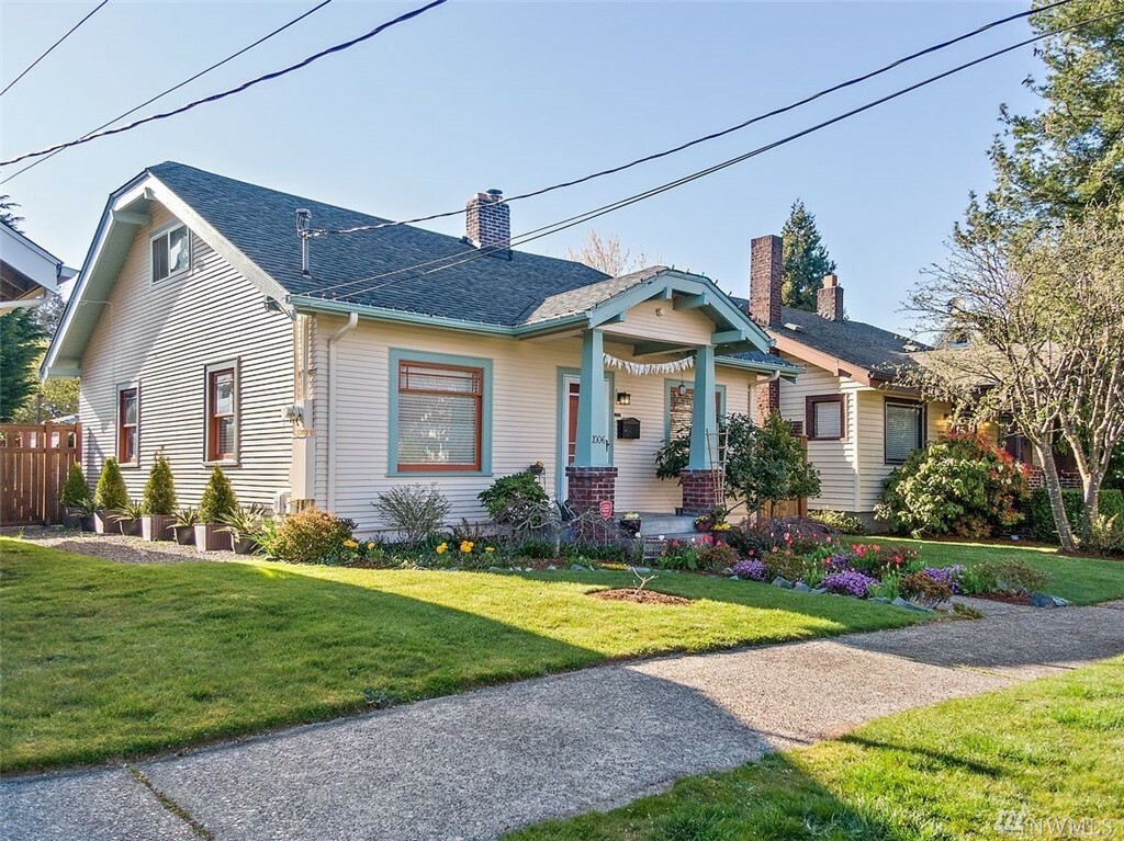 Property Photo: 1006 N Washington St WA 98406