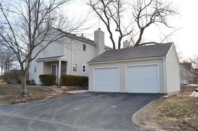 Property Photo: 8282 NW Barrybrooke Drive MO 64152
