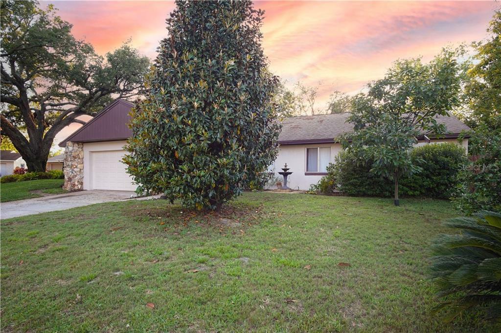 Property Photo: 299 Quail Court FL 32707