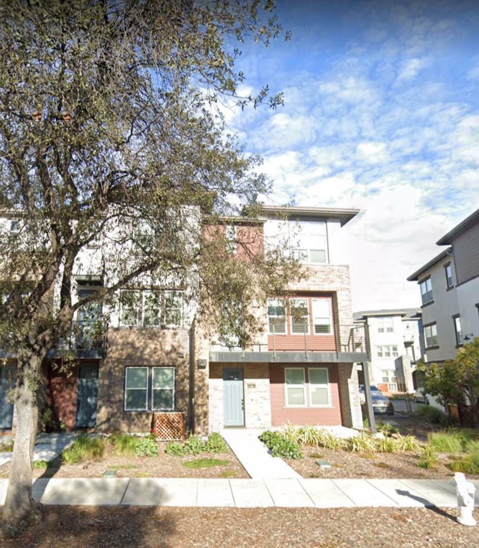 Property Photo: 895 De Guigne Drive 6 CA 94085