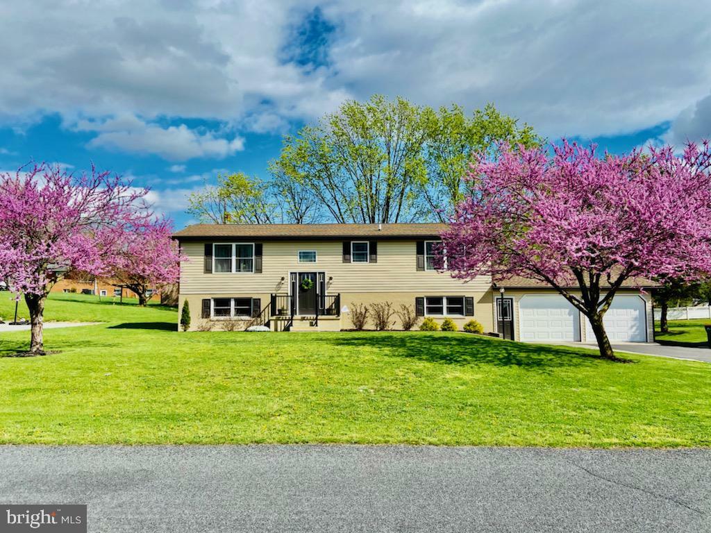 Property Photo: 11732 N Landis PA 17268