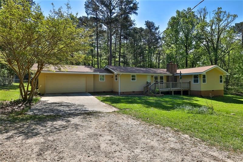 Property Photo:  5929 Rockland Road  GA 30038 
