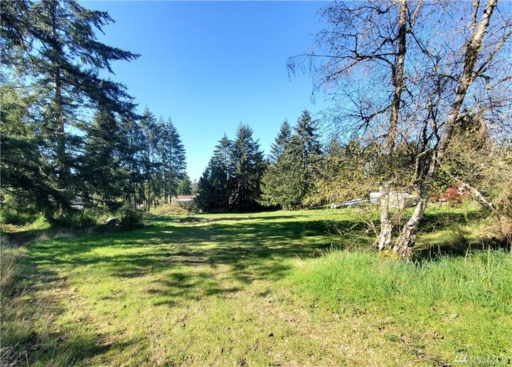 Property Photo: 6108 24th St NW WA 98335