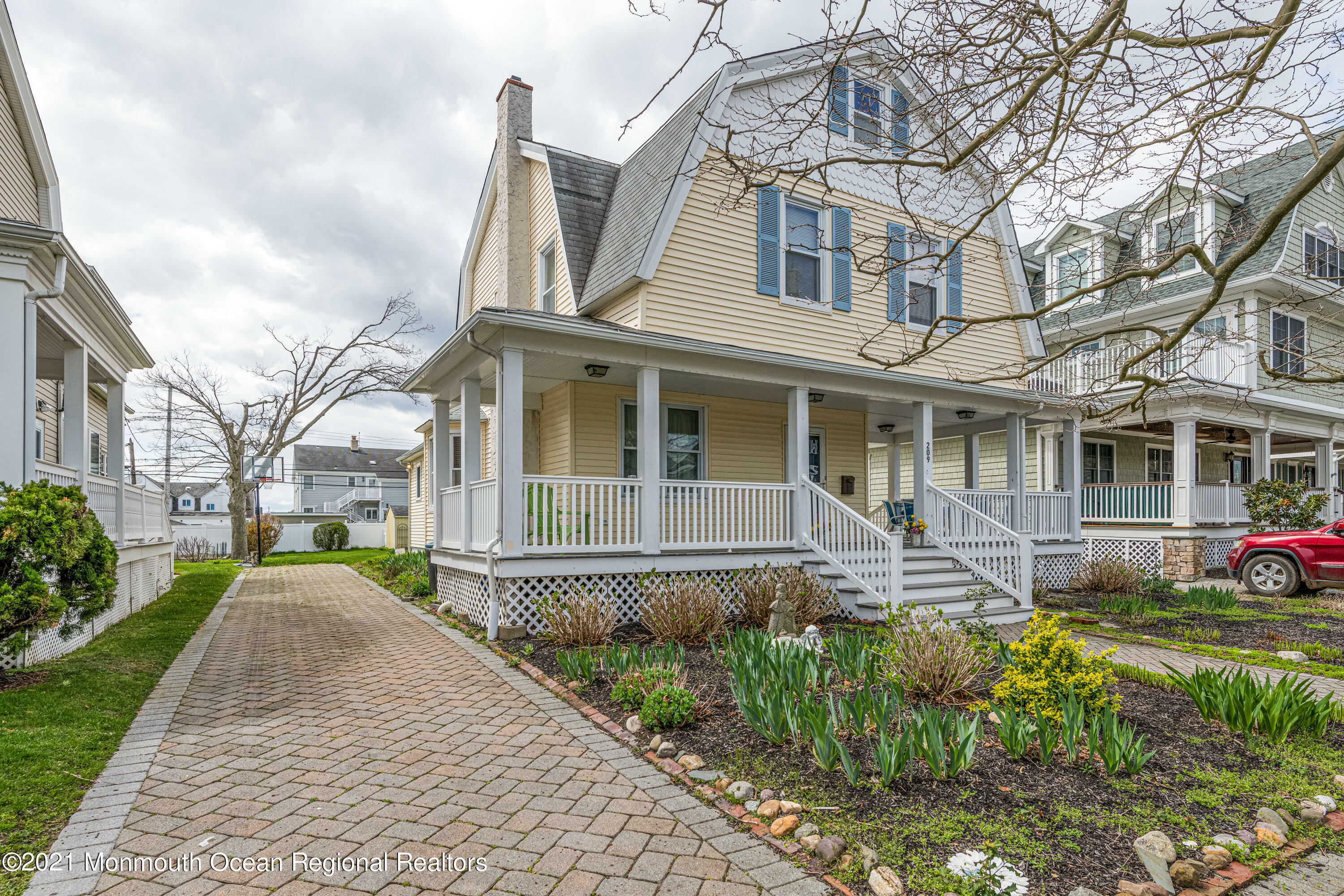 Property Photo:  209 4th Avenue  NJ 07719 