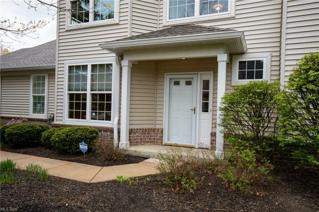 Property Photo: 2574 Wyndgate Court 2574 OH 44145