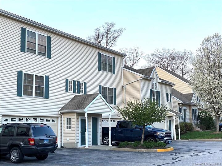111 Briar Lane 111  Norwich CT 06360 photo