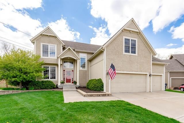 Property Photo:  16330 S Lindenwood Drive  KS 66062 