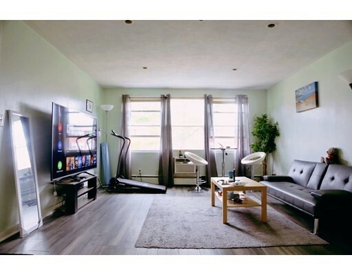 Property Photo: 8 Tara 5 MA 02188