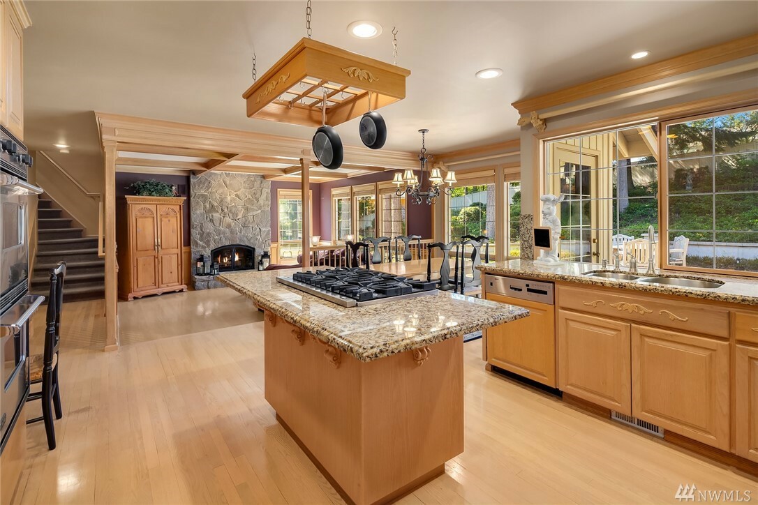 Property Photo: 4404 126th St Ct NW WA 98332