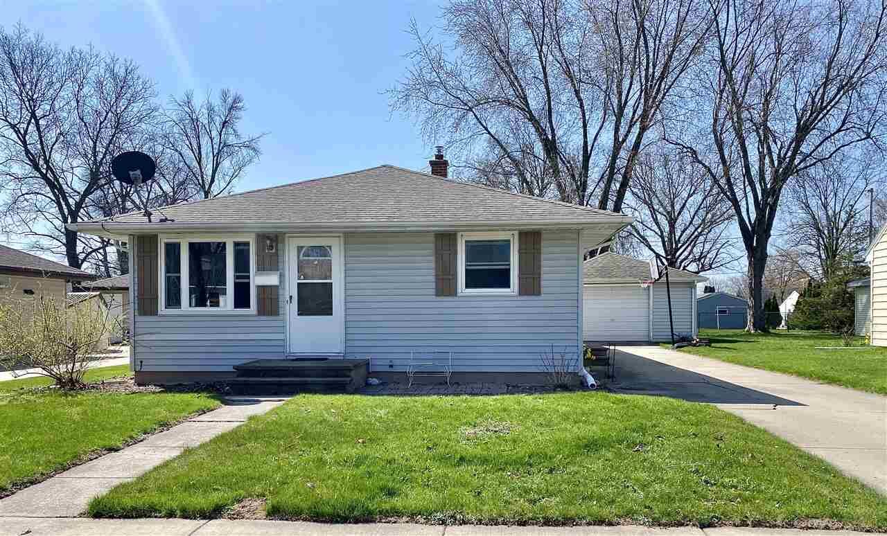 Property Photo: 517 E Wilson Avenue WI 54915-2029