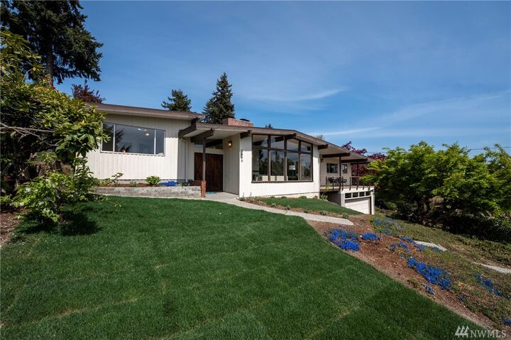 5666 NE 180th St  Kenmore WA 98028 photo