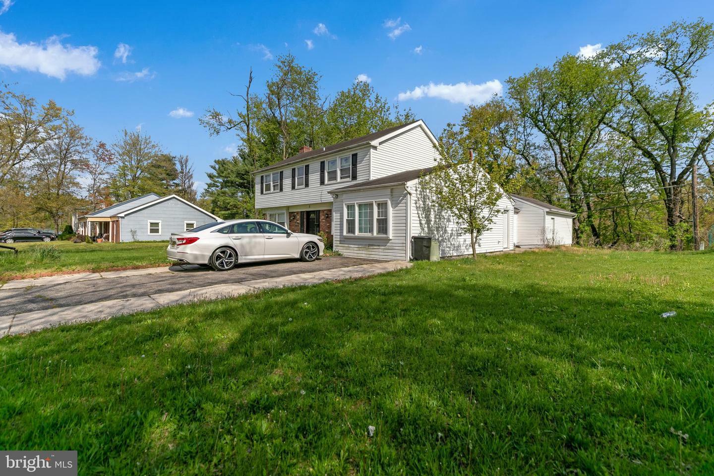 Property Photo:  8 Rockland Drive  NJ 08046 