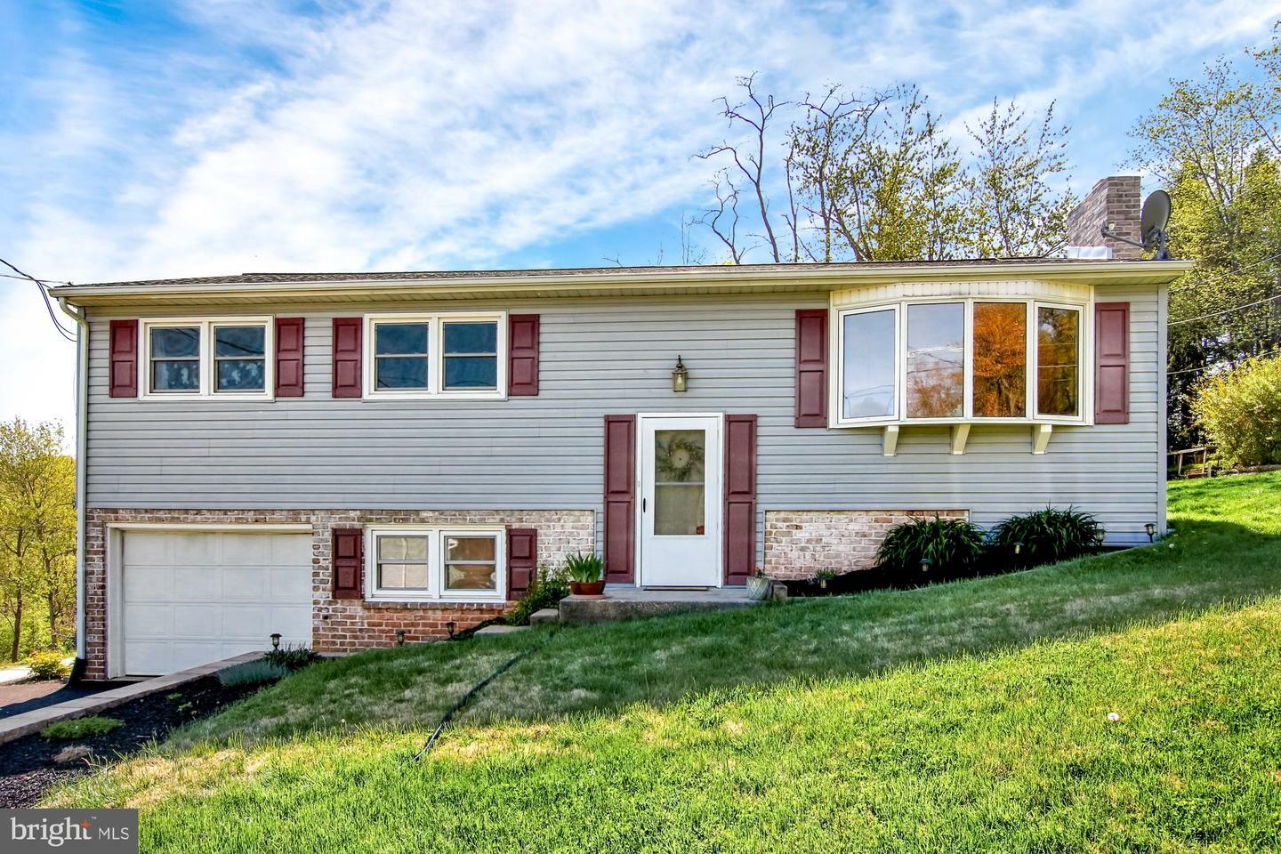 Property Photo:  75 Bunker Lane  PA 17319 