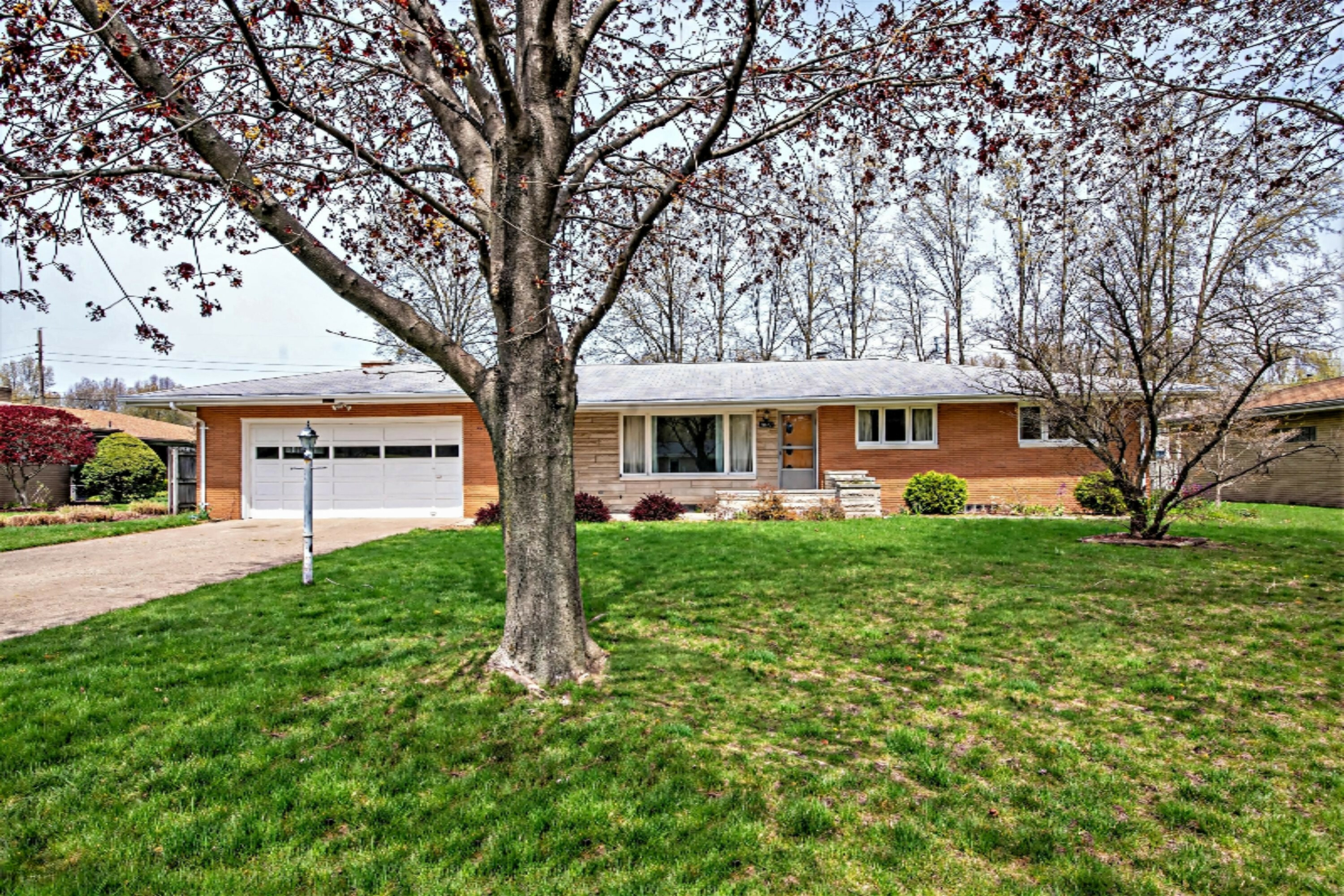 1047 Wadena Road  St. Joseph MI 49085 photo