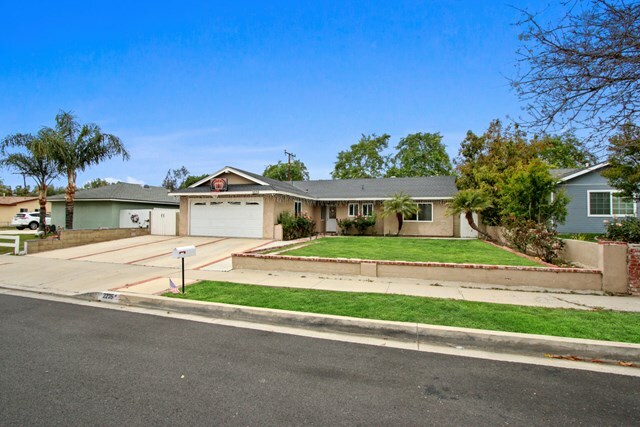 Property Photo:  2235 Elizondo Avenue  CA 93065 