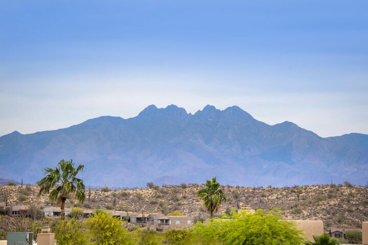 Property Photo: 16724 E Gunsight Drive 123 AZ 85268
