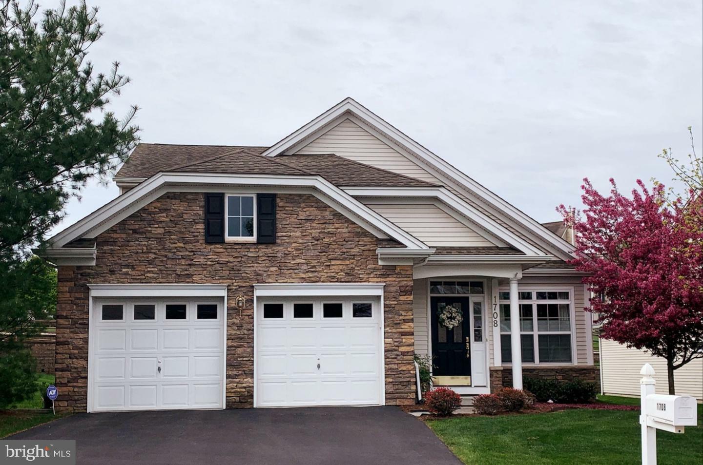 Property Photo:  1708 Speedwell Road  PA 17601 