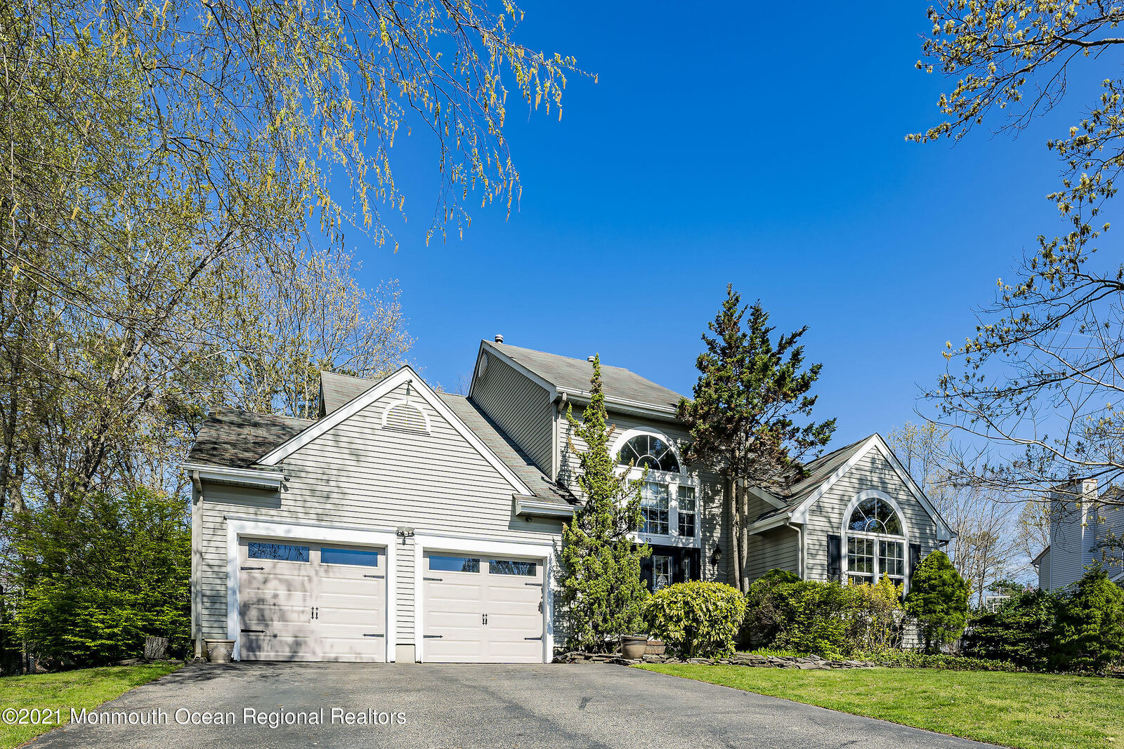 Property Photo:  20 Mistaire Place  NJ 07731 