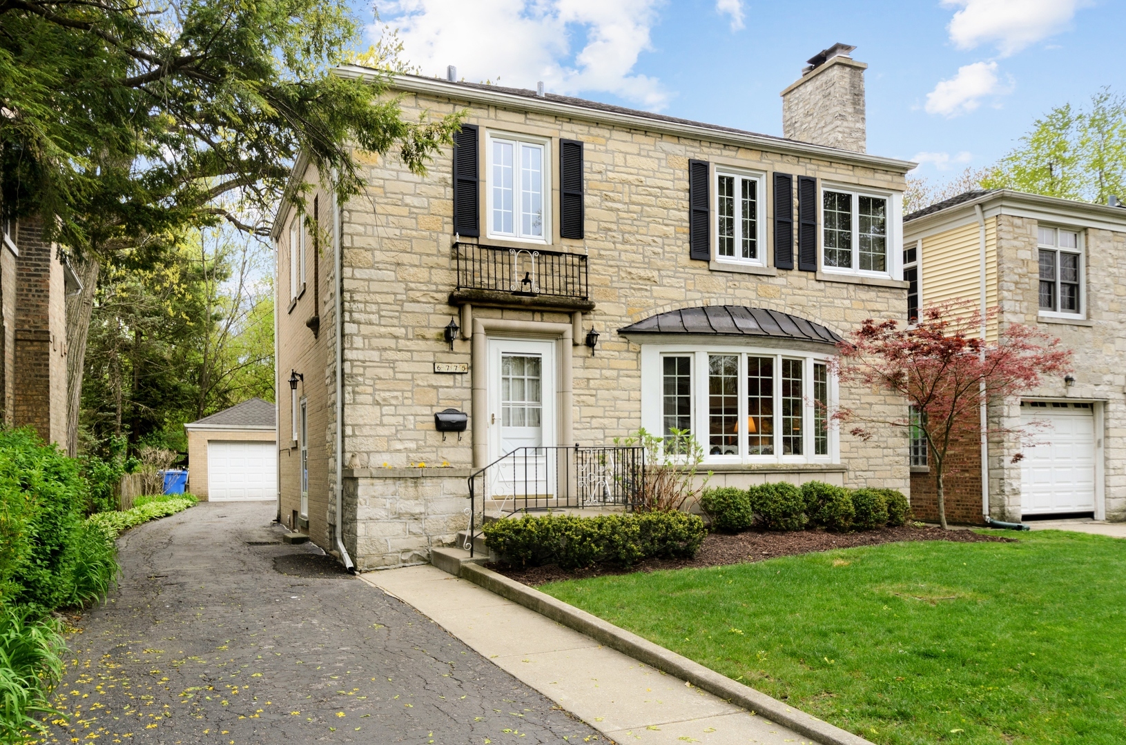 Property Photo: 6775 N Jean Avenue IL 60646